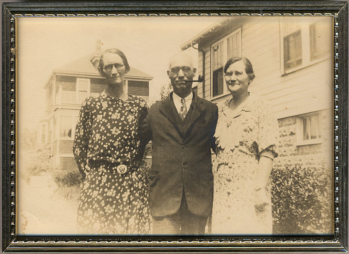 Beatrice Davis Parsons, James T. Parsons Sr. and Bertha Davis Parsons