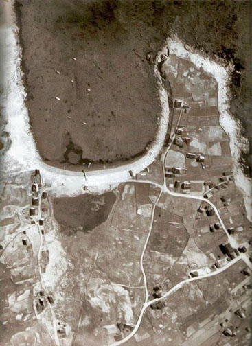 1948 aerial image Clown's Cove