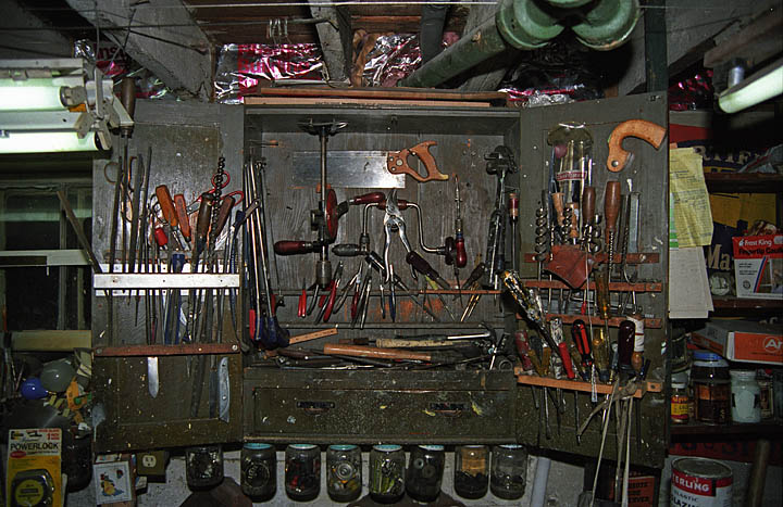 1988 basement tools photo 