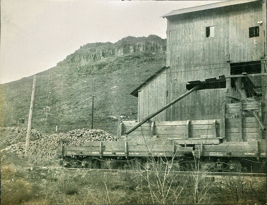 rail cars and North Table