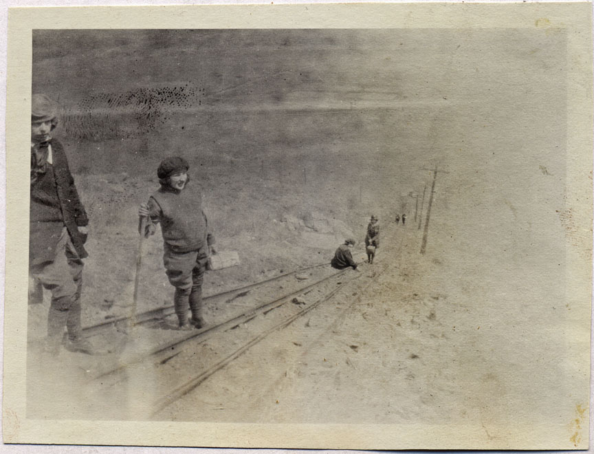 hiking the grade and rail